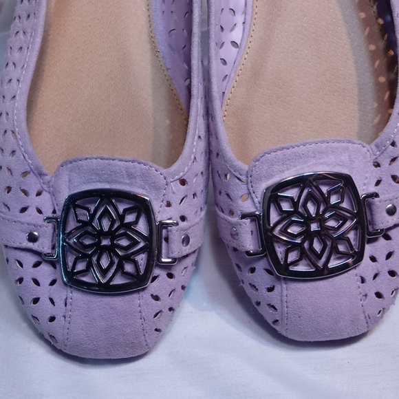 Christian Siriano Flats - Picture 7 of 7